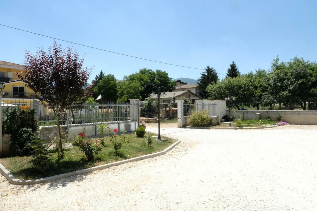 B&B Grandangolo Preturo Extérieur photo